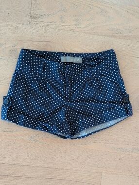 Vintage dELiA*s Navy Polka Dot Shorts Size 1/2